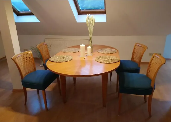 Wohlfuehlen / Parkplatz / Bis 4 Personen / Kueche Drážďany