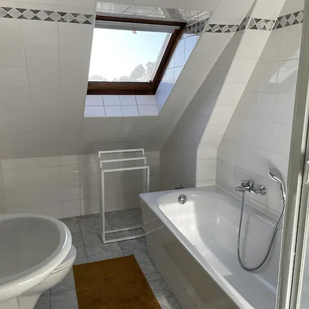 Wohlfuehlen / Parkplatz / Bis 4 Personen / Kueche アパート *